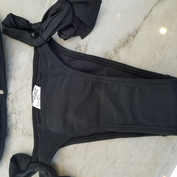 Brazilian Bathing Suit/ Bikini 🌺☀️🌴 - Picture 4 of 8